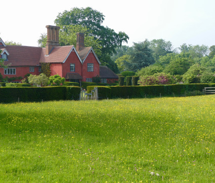 Wyken-Hall-Garden